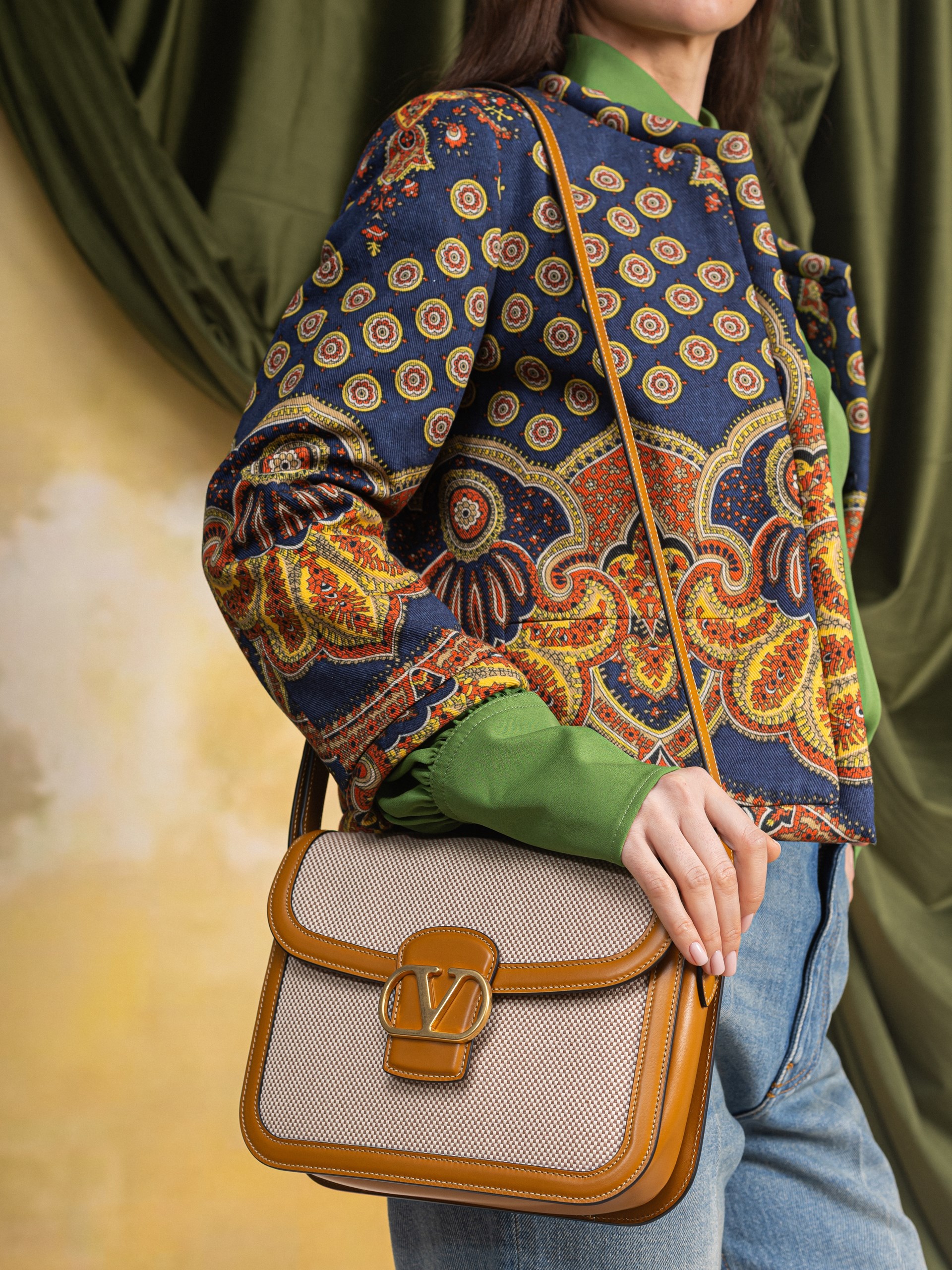 Valentino Garavani 9to5 shoulder bag in canvas