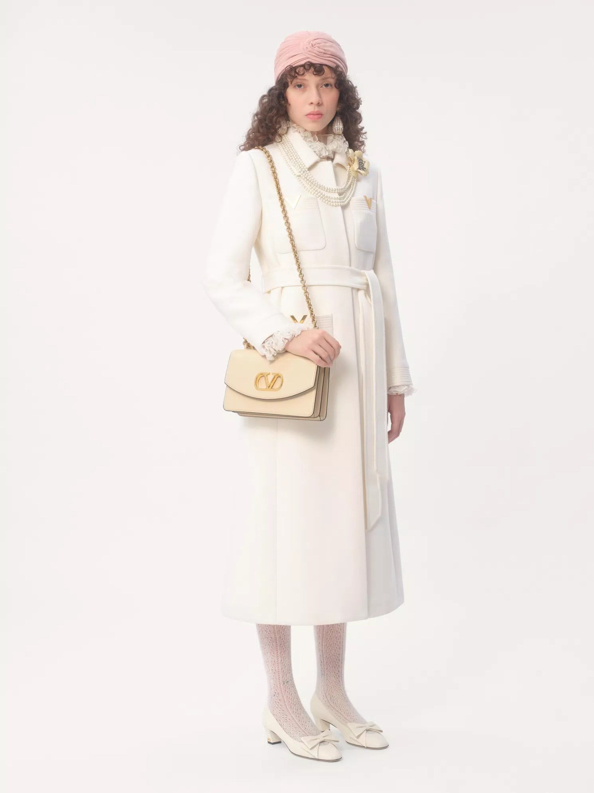 Ivory Valentino Garavani Vain bag with gold hardware