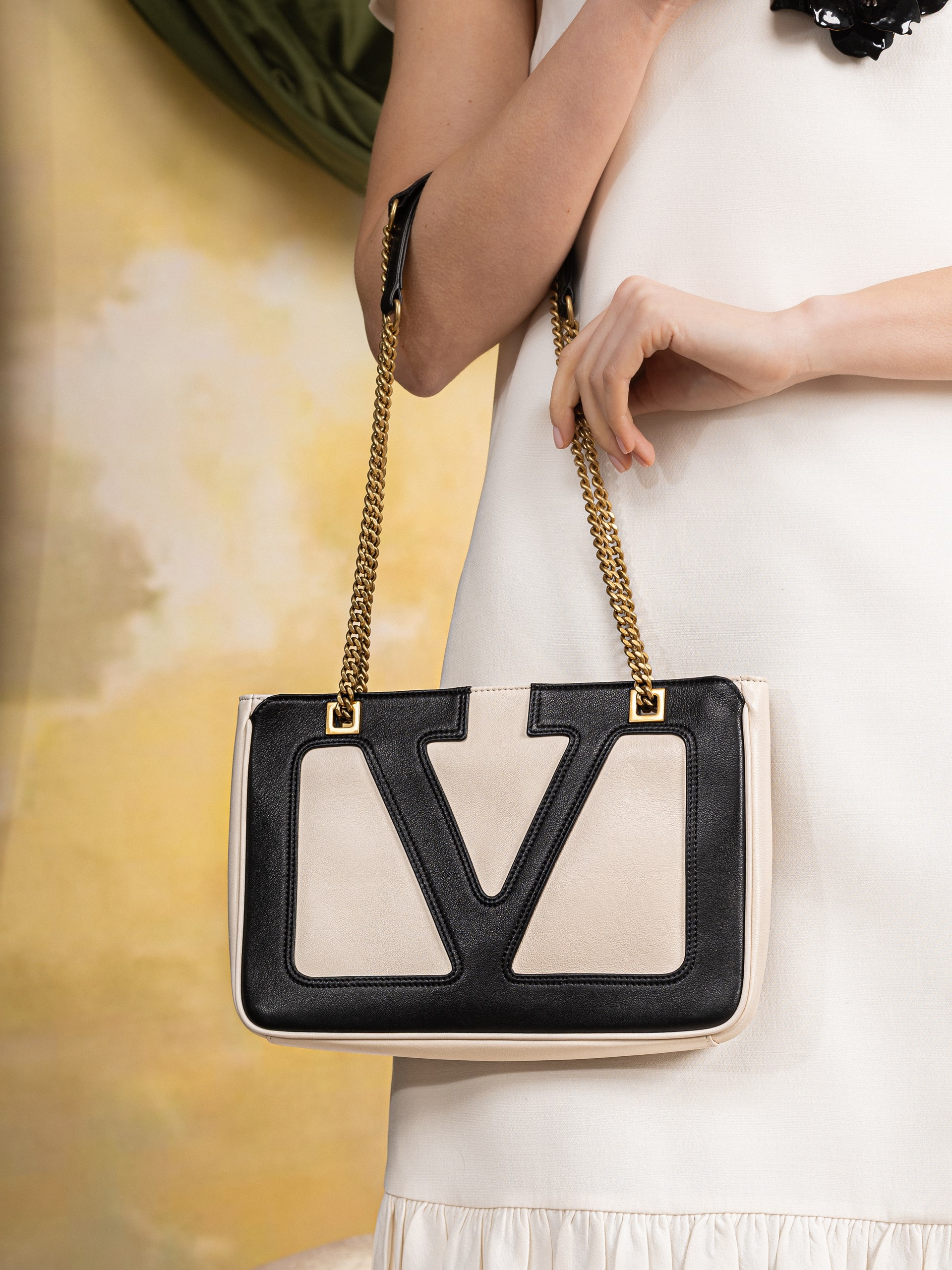 Valentino Garavani Viva Superstar bag in milk