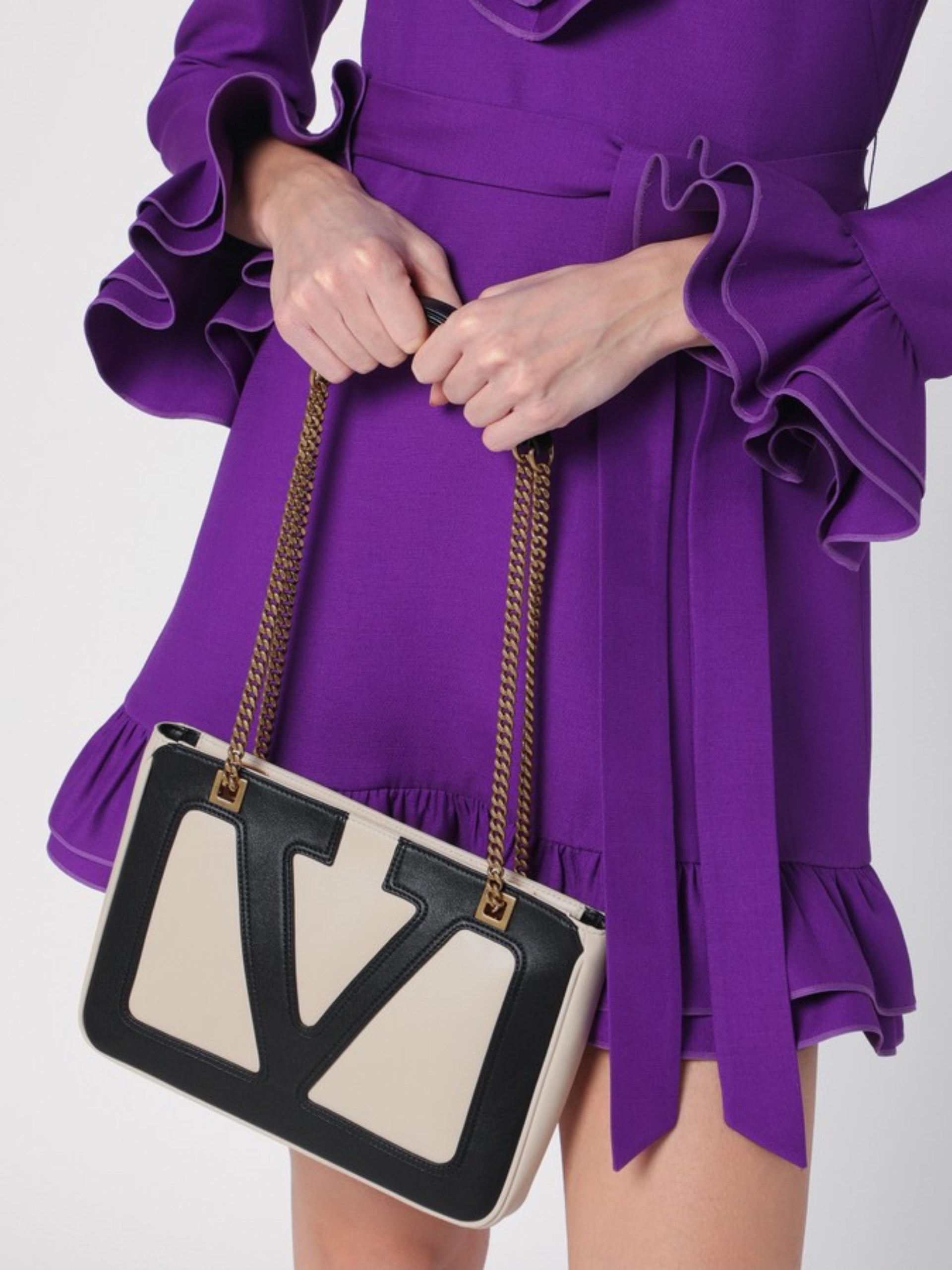 Valentino Garavani Viva Superstar bag in milk