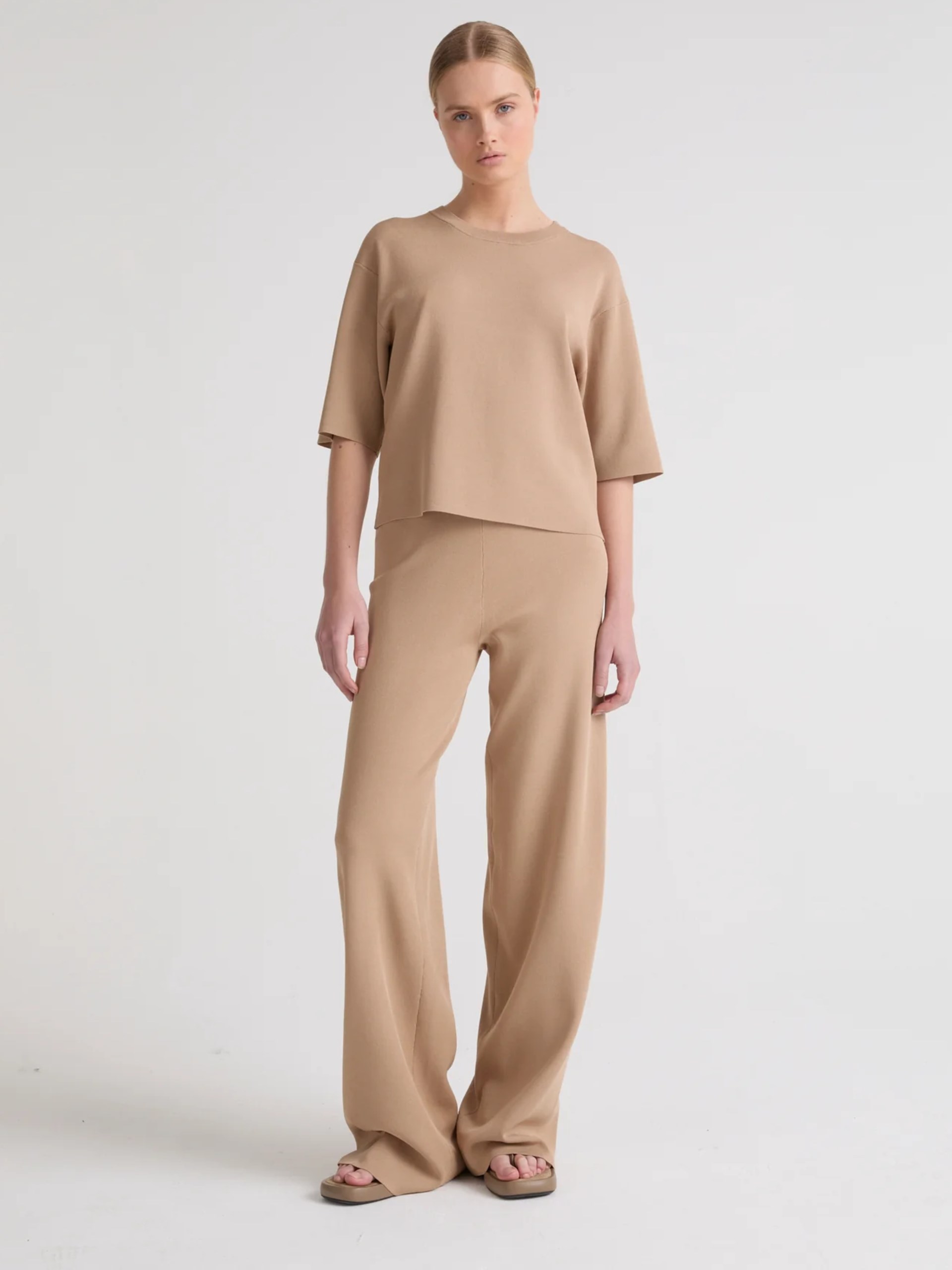 Yves Salomon beige pants with elastic waistband